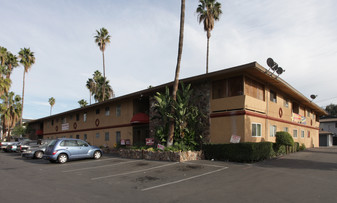 Deluxe Madison in Riverside, CA - Building Photo
