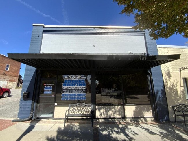 61 E Main St in Statesboro, GA - Building Photo - Building Photo