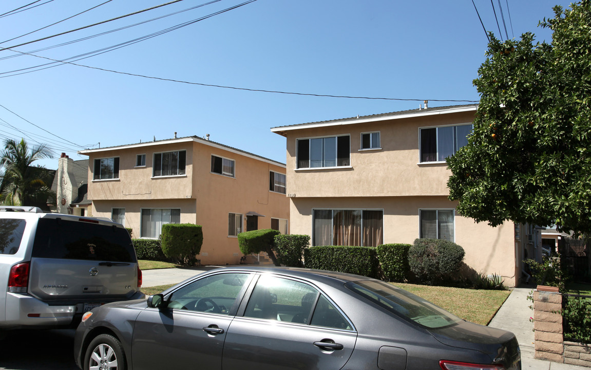 6813-6817 San Luis Ave in Bell, CA - Building Photo