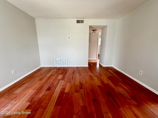 3107 Melody Acres Ln in Louisville, KY - Building Photo - Building Photo