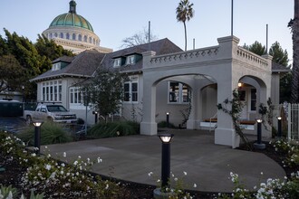 Casa de Rosas Campus in Los Angeles, CA - Building Photo - Building Photo