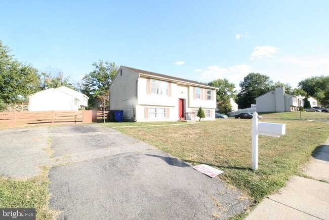 1378 Rollinghouse Dr in Frederick, MD - Building Photo - Building Photo