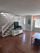 41 Elm St in Foxboro, MA - Building Photo - Building Photo