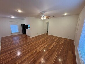 6506 Linda Ln in Austin, TX - Building Photo - Building Photo