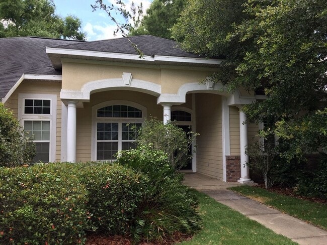 8559 SW 11th Rd in Gainesville, FL - Building Photo - Building Photo