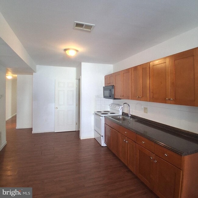 property at 6006 Chestnut St