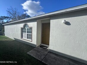 8440 Oak Crossing Dr W in Jacksonville, FL - Building Photo - Building Photo