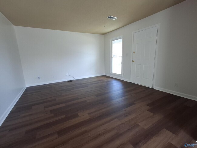 6206 Friar Tuck Dr NW in Huntsville, AL - Building Photo - Building Photo