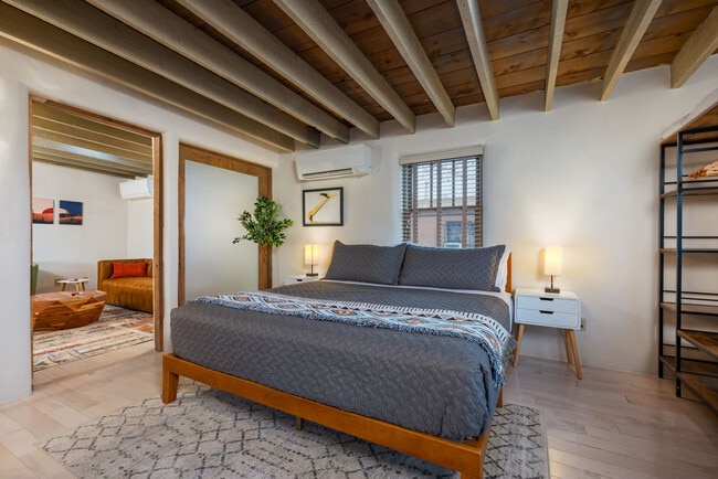 715 S St Francis Dr in Santa Fe, NM - Building Photo - Building Photo