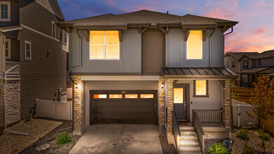 1981 S Fultondale Ct in Aurora, CO - Foto de edificio - Building Photo