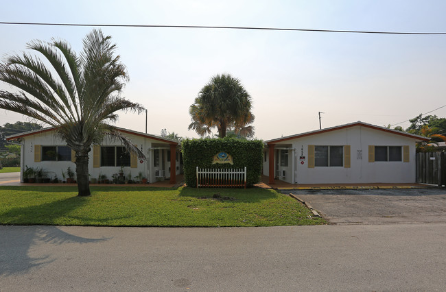 Barbary Court in Fort Lauderdale, FL - Building Photo - Building Photo