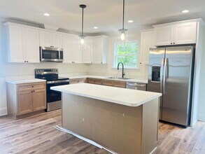 31 Klickitat Dr in Crawfordville, FL - Building Photo - Building Photo