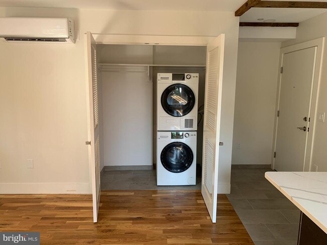 30 MacLean St in Princeton, NJ - Building Photo - Building Photo