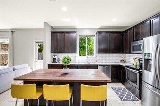 9505 Southwick Dr in Austin, TX - Building Photo - Building Photo