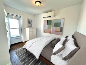 266 Lexington St, Unit 3 in Boston, MA - Foto de edificio - Building Photo