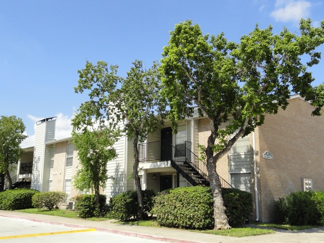 Peachtree Apartments in Corpus Christi, TX - Building Photo - Building Photo