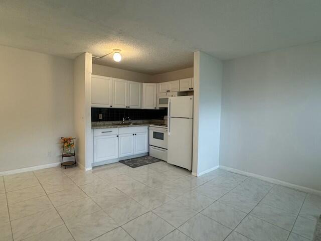 275 Camden L in West Palm Beach, FL - Building Photo