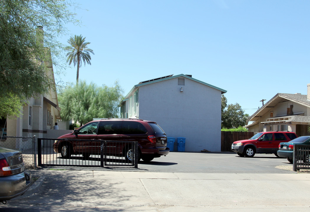 1415 E Garfield St in Phoenix, AZ - Foto de edificio