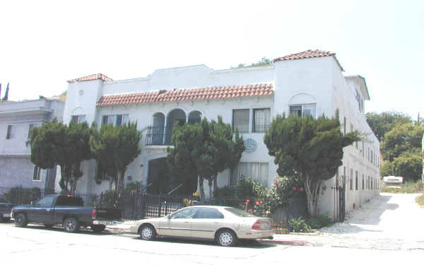 965 N Vendome St in Los Angeles, CA - Building Photo - Building Photo