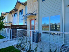 7805 Cooper Ln in Austin, TX - Building Photo - Building Photo
