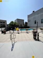 566 Commonwealth Ave, Unit 310 in Boston, MA - Building Photo - Building Photo