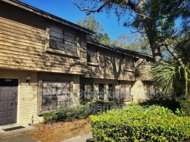 12151 117th St N in Seminole, FL - Building Photo - Building Photo