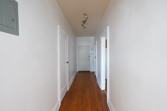 573 Ave E in Bayonne, NJ - Building Photo - Building Photo