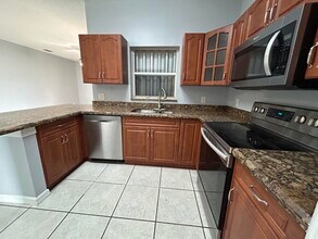 974 SE Albatross Ave in Port St. Lucie, FL - Building Photo - Building Photo