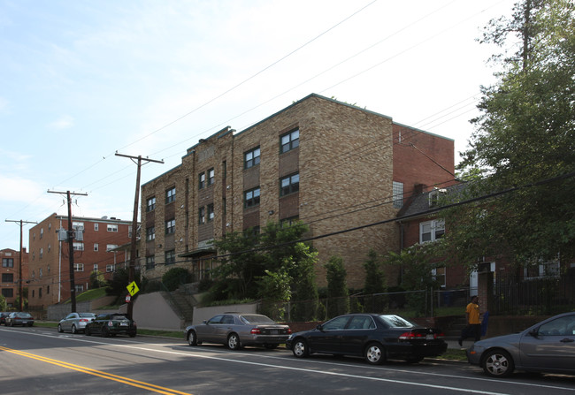 2615 4th St NE in Washington, DC - Foto de edificio - Building Photo