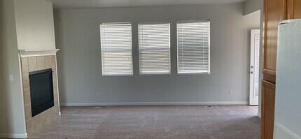 2427 84th Dr NE in Lake Stevens, WA - Building Photo - Building Photo