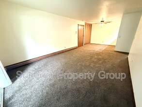 2404 Independence Ln in Madison, WI - Building Photo - Building Photo