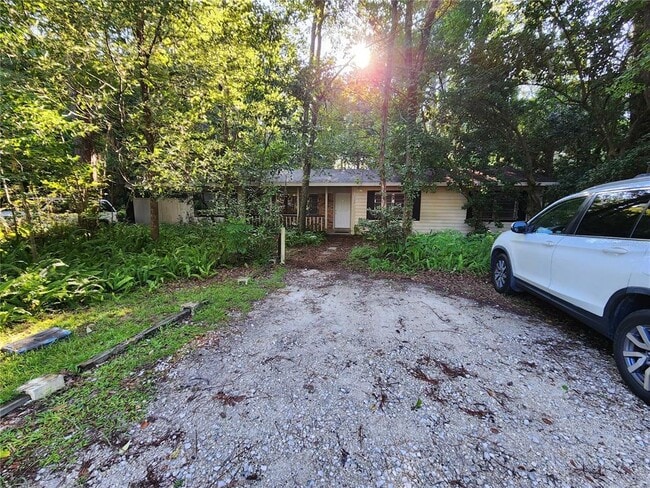 1339 NW 25th Terrace in Gainesville, FL - Foto de edificio - Building Photo