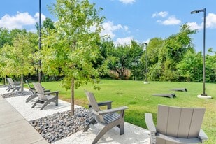 1492 Bernard St in Garland, TX - Building Photo