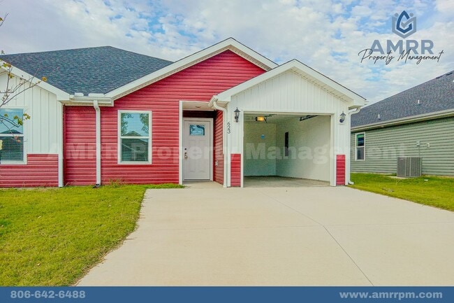 property at 623 Short Leaf Ln