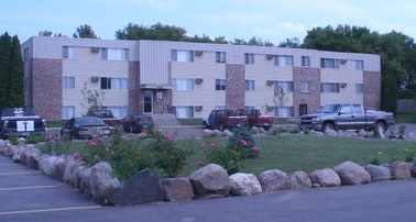 Foot Lake Apartments in Willmar, MN - Building Photo - Building Photo