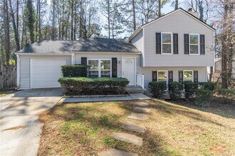 210 Littlewick Way in Alpharetta, GA - Building Photo - Building Photo