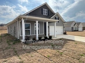 55 Burr Oak Cv in Oakland, TN - Building Photo - Building Photo