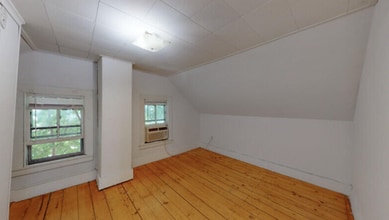 43 Green St in Saco, ME - Building Photo - Building Photo