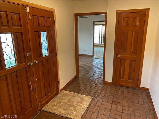 2901 Burton Ave in Las Vegas, NV - Building Photo - Building Photo