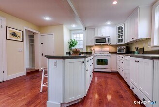 33 Main St in Stonington, CT - Building Photo - Building Photo