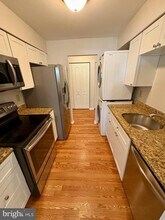 8601 Falls Run Rd in Ellicott City, MD - Building Photo - Building Photo