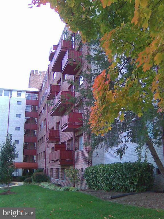 property at 1830 Columbia Pike