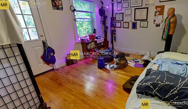 15 Centre St in Cambridge, MA - Foto de edificio - Building Photo