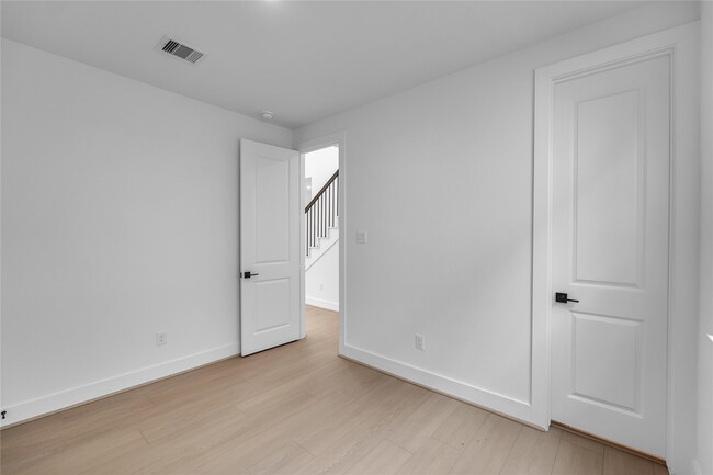 property at 4320 Avron Dr