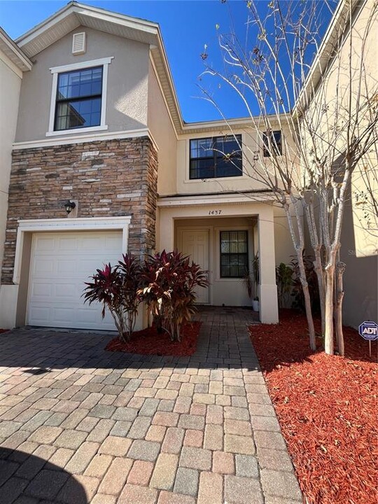 1437 Portofino Meadows Blvd in Orlando, FL - Building Photo