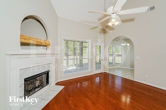 417 Waterford Dr in Calera, AL - Building Photo - Building Photo