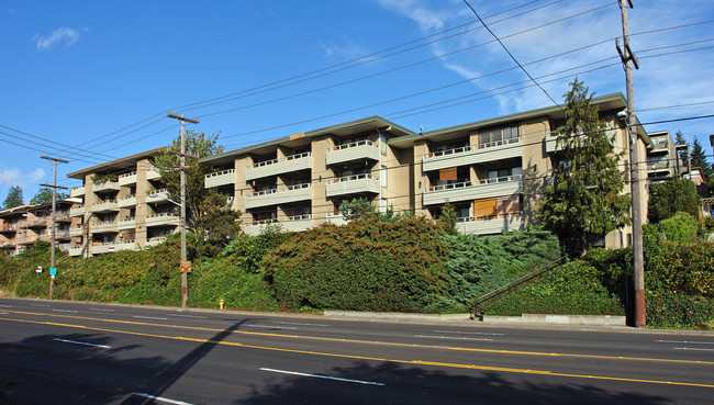 Interbay 21 in Seattle, WA - Foto de edificio - Building Photo