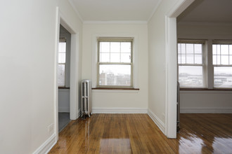 6246 S. King Dr. in Chicago, IL - Building Photo - Interior Photo