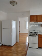 3837 Beach Ave, Unit Apartment # 1 in Norfolk, VA - Building Photo - Building Photo