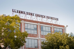 LL Sams Apartments in Waco, TX - Building Photo